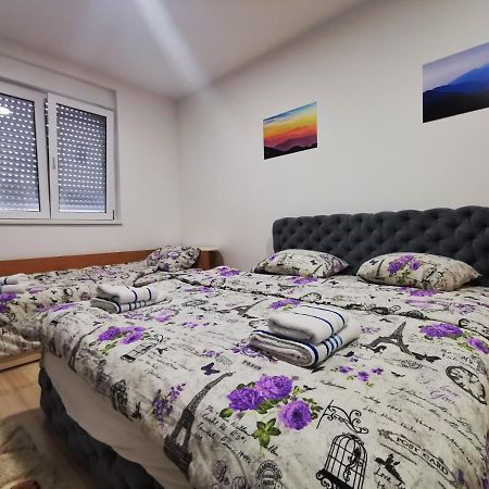 Cozy Corner Apartments - Free Parking & Wi-Fi Чуприя Екстер'єр фото